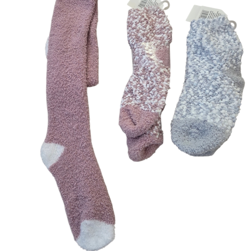 Snugadoo women's fuzzy socks, 3 pair. 2 mauve, 1 blue. NWT. 5-9.